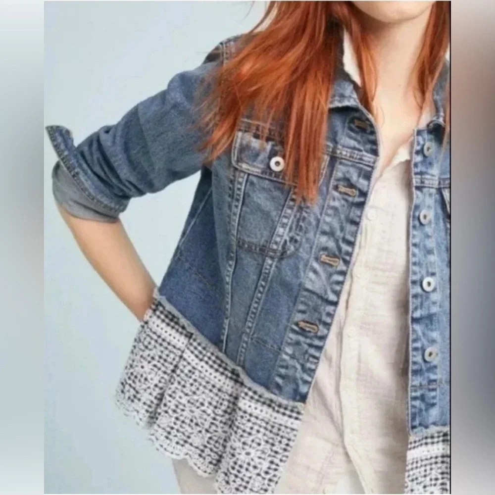 Pilcro Letterpress Anthropologie Denim Jacket Crochet Lace Hem Medium